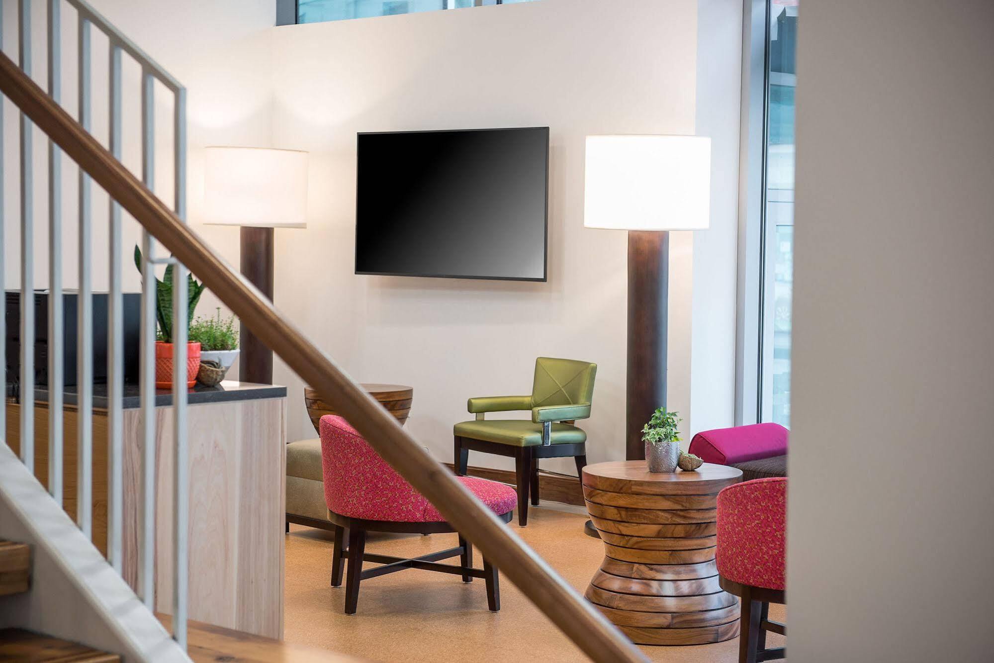 The Hotel At Oberlin Bagian luar foto